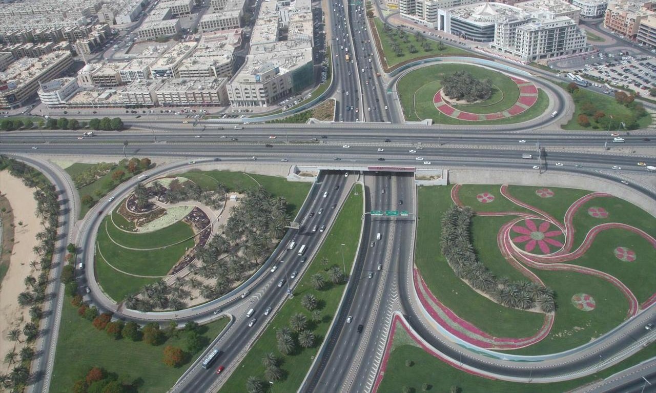 «الشارقة» في المرتبة السادسة بين أفضل عشر مدن في مؤشر كفاءة البنية الأساسية